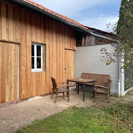 Mit Bar Und Sauna *